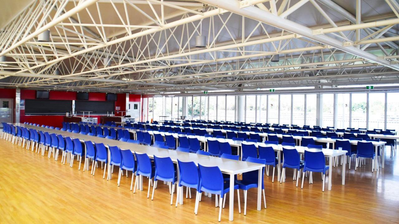 הוסטל Gold Coast Performance Centre מראה חיצוני תמונה